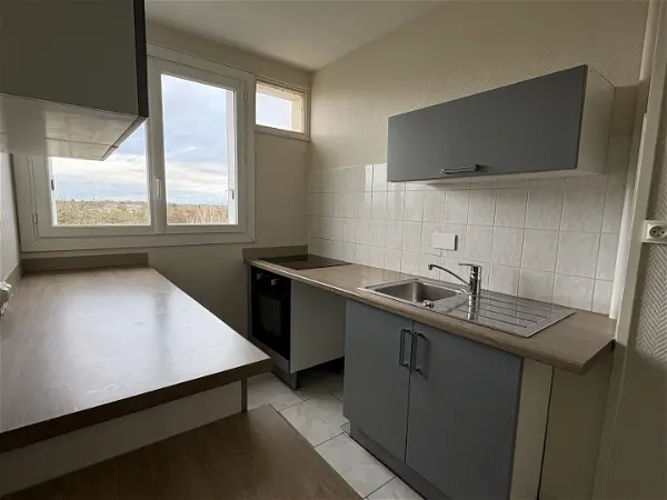 Location appartement 3 pièces - 57m² à Chateauroux (36000)