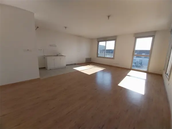 Appartement à louer - SAINTE LUCE SUR LOIRE, 4 pièces