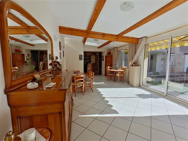 Maison à vendre - NEUVILLE DE POITOU, 6 pièces