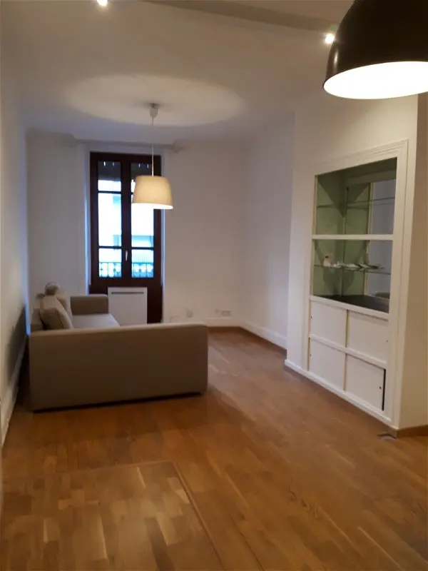 Appartement à louer - Villeurbanne, 2 pièces