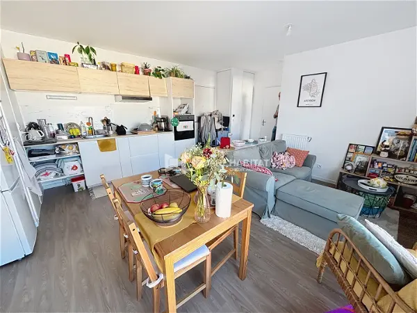 Appartement à louer - ST JACQUES DE LA LANDE, 2 pièces