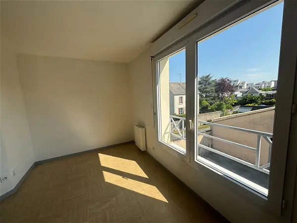 Appartement à louer - LAVAL, 1 pièce
