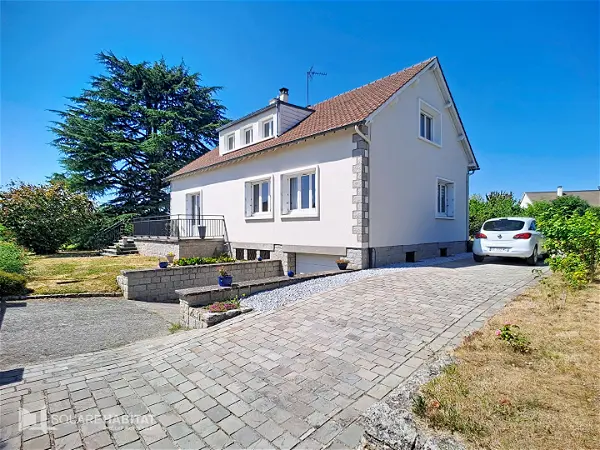 Achat maison 6 pièces - 157.3m² à Arconnay (72610)