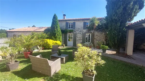 Maison à vendre - LE DOUHET, 5 pièces