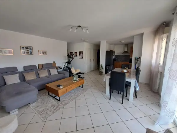 Location appartement 3 pièces - 68.94m² à La roche sur foron (74800)