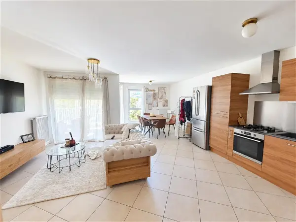 Location appartement 3 pièces - 67.4m² à La verpillière (38290)