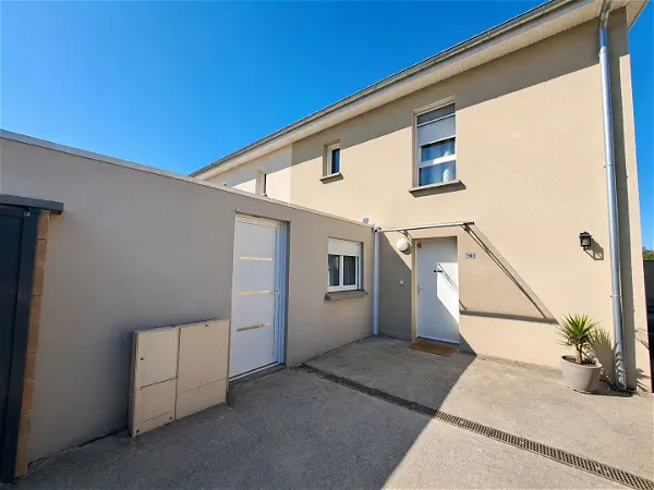 Maison à vendre - LE PEAGE DE ROUSSILLON, 5 pièces