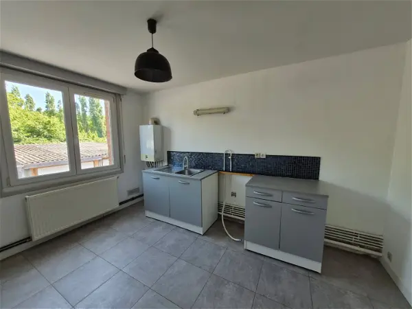 Location appartement 3 pièces - 71.95m² à Lens (62300)
