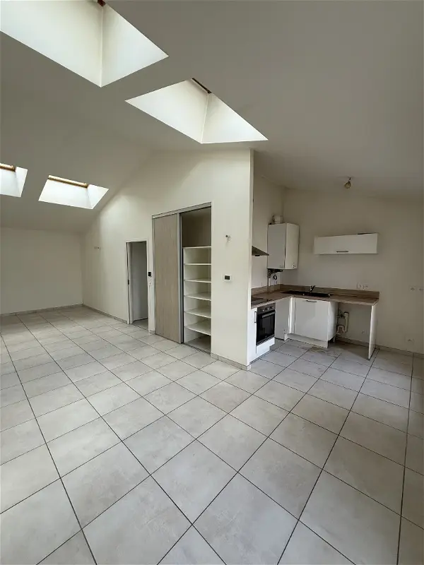 Appartement à louer - ISSOIRE, 2 pièces