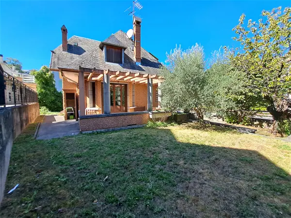 Achat maison 6 pièces - 150m² à Chambery (73000)