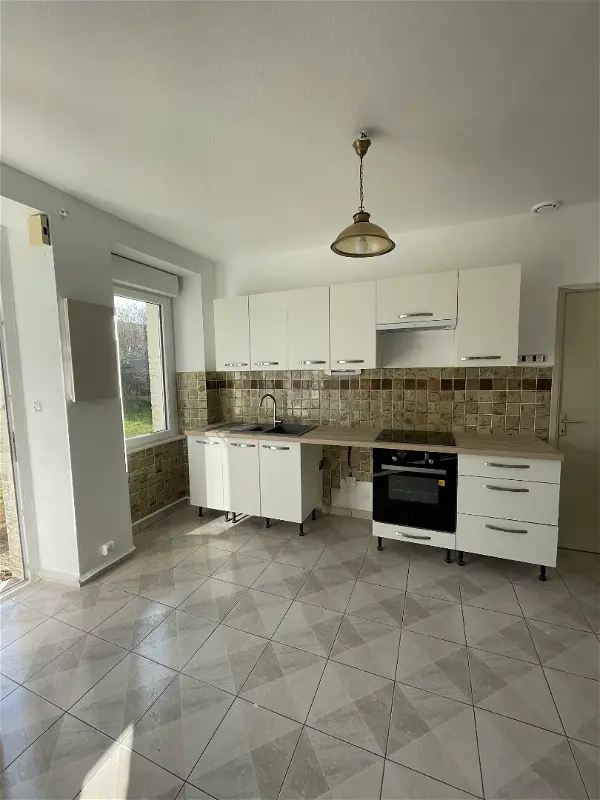 Maison à louer - PLOERMEL, 3 pièces