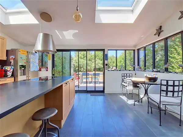 Achat maison 6 pièces - 175m² à Breuil magne (17870)