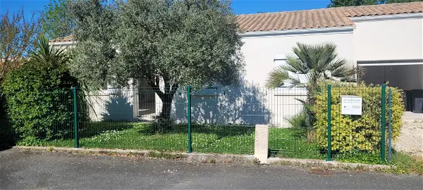Achat maison 4 pièces - 80m² à Etaules (17750)