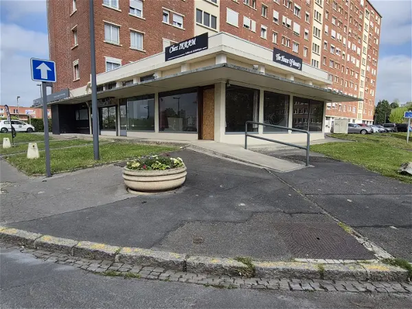 Local commercial à louer - Maubeuge, 1 pièce