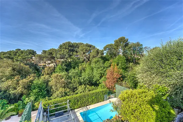 Achat maison 5 pièces - 107.93m² à Cagnes sur mer (06800)