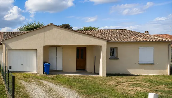 Location maison 4 pièces - 81.85m² à La chapelle des pots (17100)