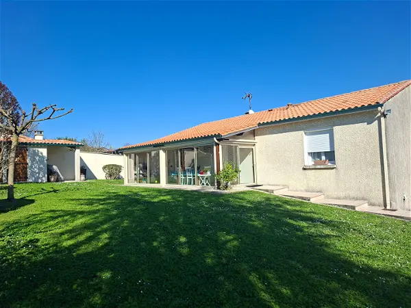 Maison à vendre - ARCHIAC, 4 pièces