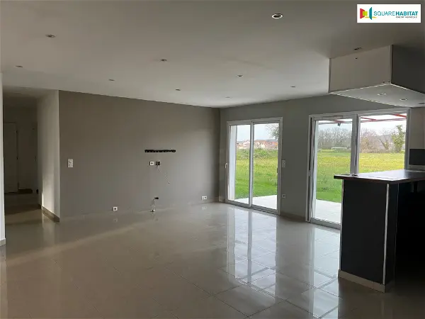 Maison à louer - Orleix, 5 pièces