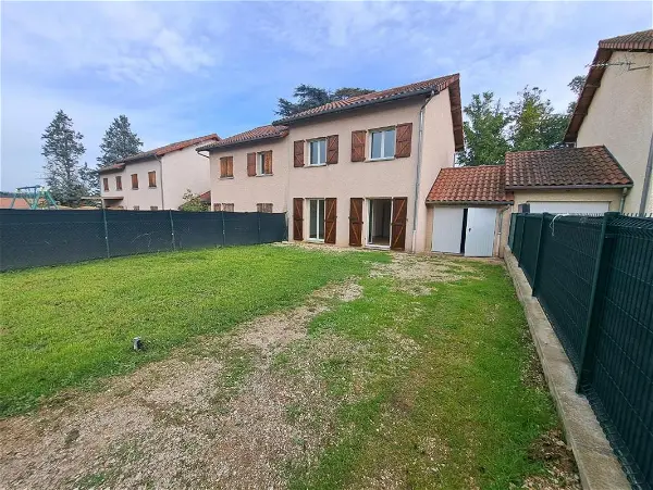 Location maison 4 pièces - 93.9m² à Nivolas-vermelle (38300)