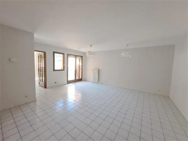 Appartement à louer - Vif, 3 pièces