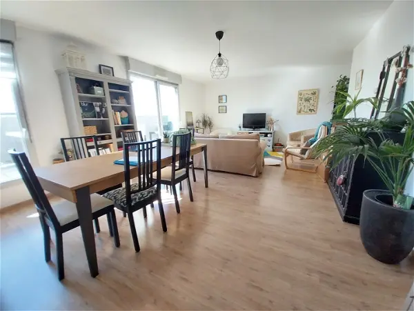 Appartement à louer - SAINTE LUCE SUR LOIRE, 4 pièces