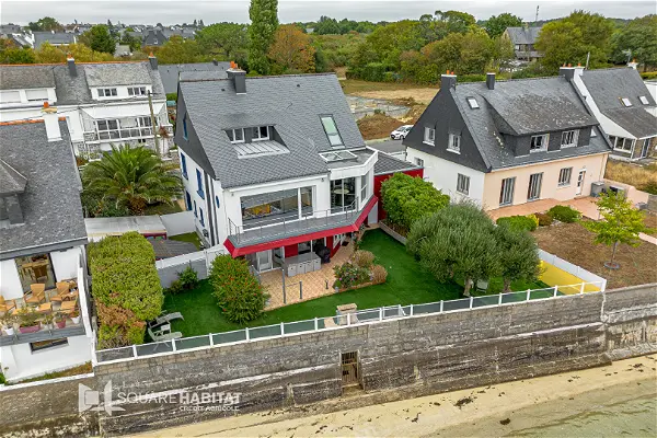 Achat maison 10 pièces - 212m² à Riantec (56670)
