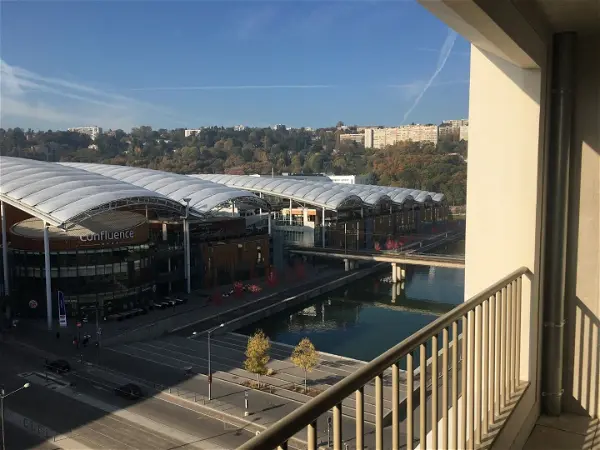 Location appartement 2 pièces - 44m² à Lyon 2e arrondissement (69002)