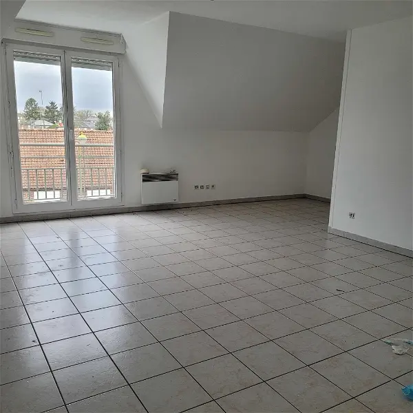 Location appartement 4 pièces - 73.11m² à Caudry (59540)