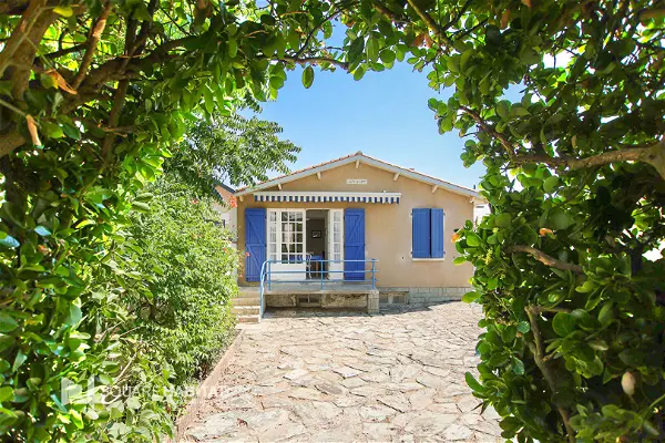 Maison à vendre - SAINT GILLES CROIX DE VIE, 2 pièces