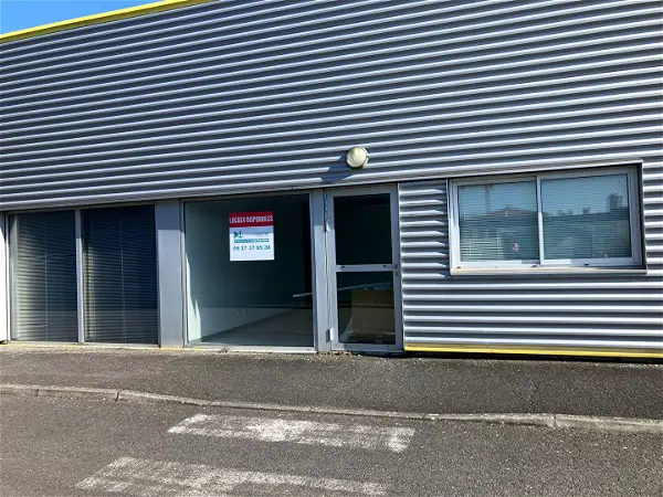 Local commercial à louer - POITIERS, 5 pièces