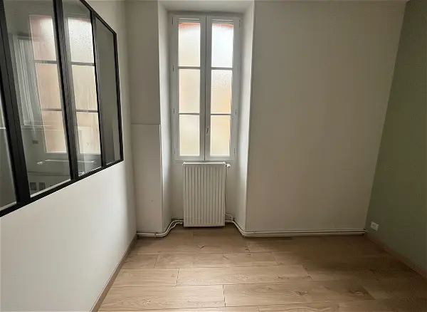 Location appartement 3 pièces - 46m² à Laval (53000)