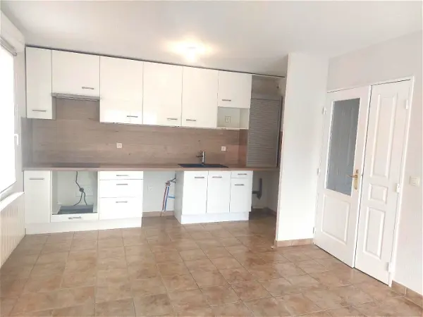 Appartement à louer - Lyon 8e Arrondissement, 2 pièces