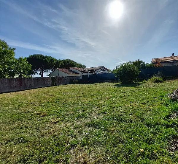 Achat terrain - 584m² à Arvert (17530)