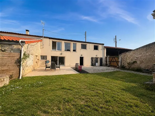 Maison à vendre - AIGREFEUILLE D AUNIS, 6 pièces