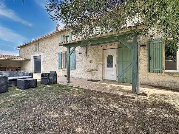 Achat maison 4 pièces - 169.9m² à Romans (79260)