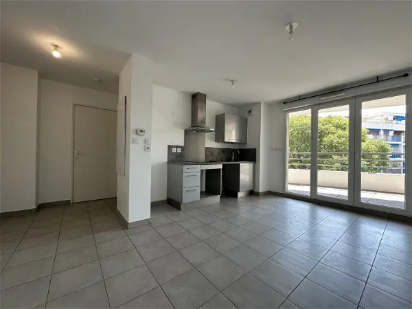 Appartement à louer - MARSEILLE, 2 pièces