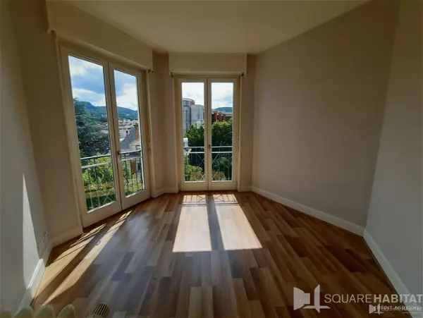 Appartement à louer - CLERMONT FERRAND, 3 pièces
