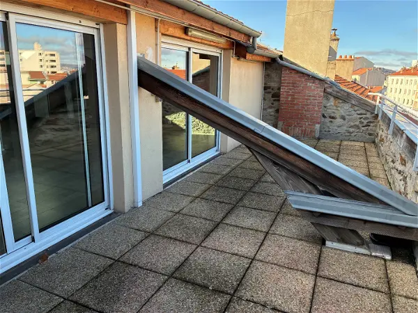 Appartement à louer - SAINT-ETIENNE, 4 pièces