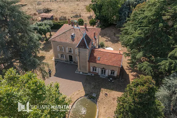 Achat maison 11 pièces - 285m² à Lapeyrouse mornay (26210)