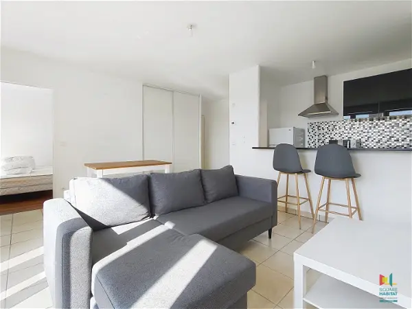 Location appartement 2 pièces - 42.63m² à Bordeaux (33100)