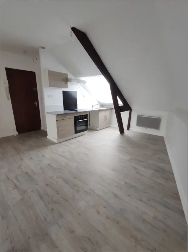 Location appartement 2 pièces - 41.68m² à Fougeres (35300)