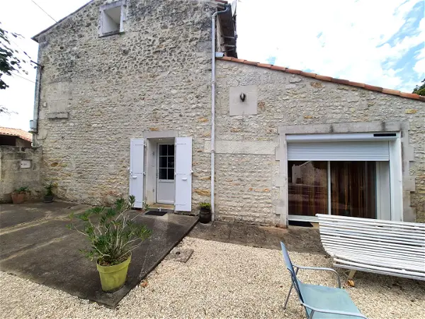 Maison à louer - LE DOUHET, 3 pièces