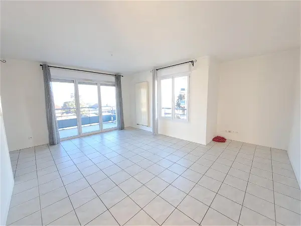 Appartement à louer - Rives, 4 pièces