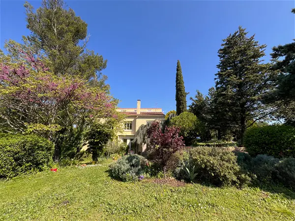 Maison à vendre - MONTELIMAR, 9 pièces
