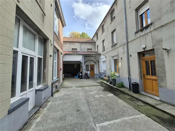 Maison à vendre - SAINT AMAND LES EAUX, 20 pièces