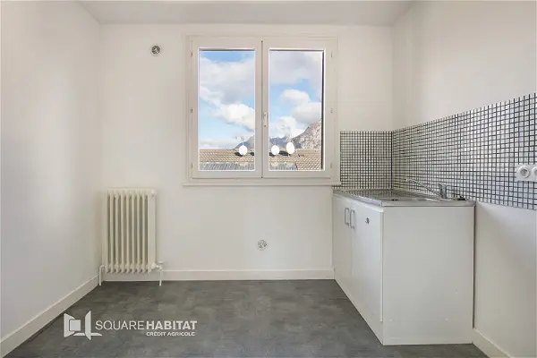 Appartement à vendre - FONTAINE, 3 pièces