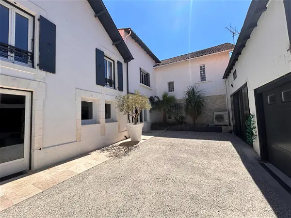Maison à vendre - CHAILLEVETTE, 6 pièces
