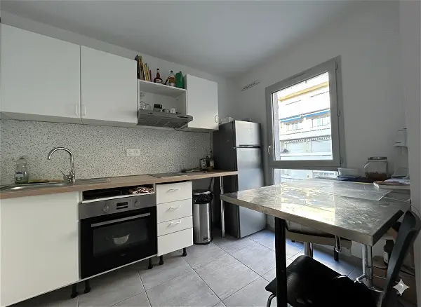 Location appartement 1 pièce - 25.89m² à Toulon (83000)