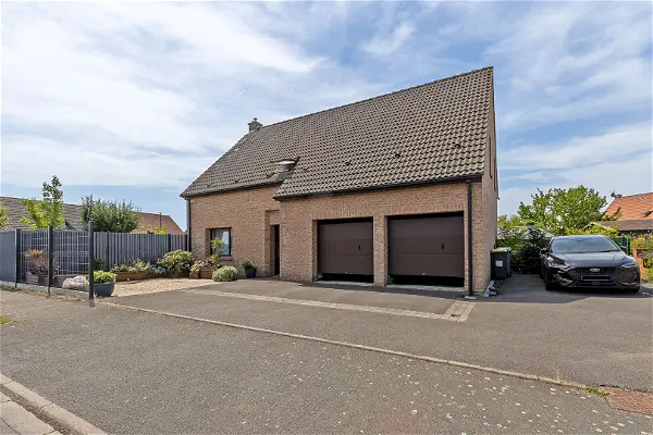 Achat maison 7 pièces - 146m² à La chapelle d armentieres (59930)