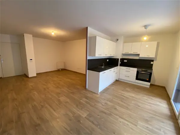 Appartement à louer - ILLKIRCH GRAFFENSTADEN, 3 pièces